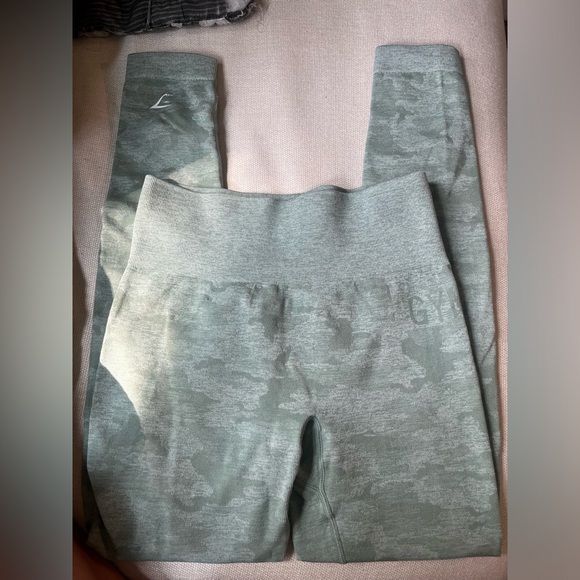 Gymshark Camo Seamless Leggings- Green - Picture 2 of 4